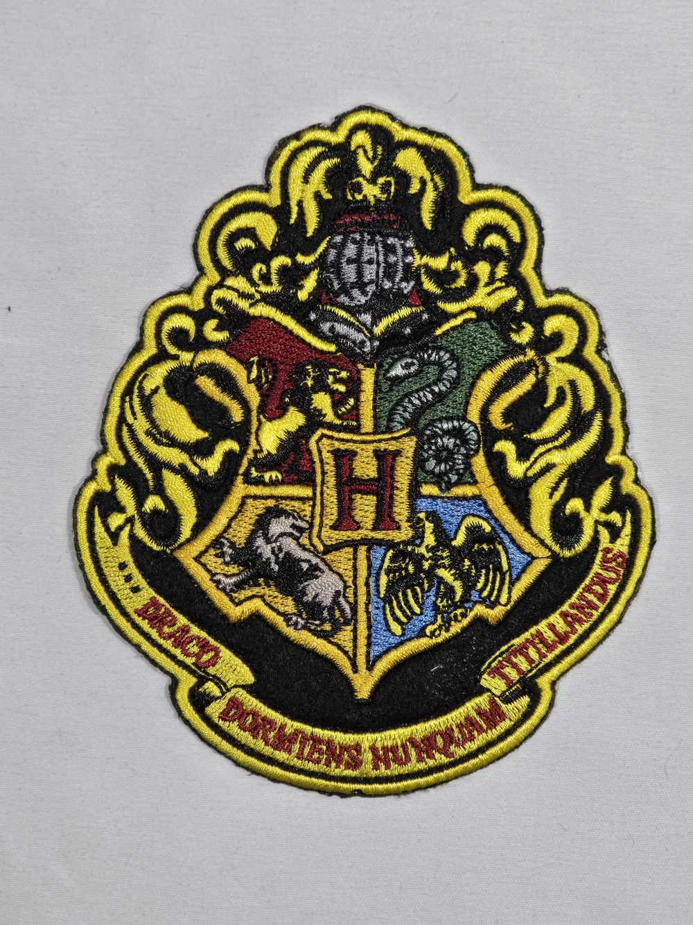Official Universal Orlando Harry Potter Hogwarts Crest Embroidered Patch